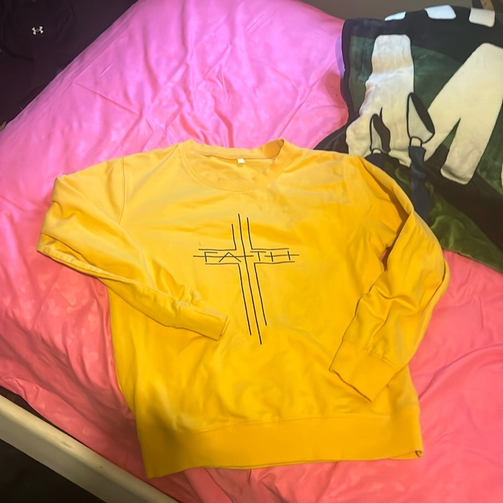 Yellow “Faith” crewneck